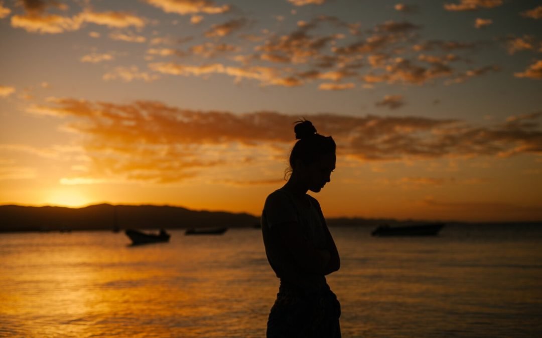 Les regrets flottent à la surface